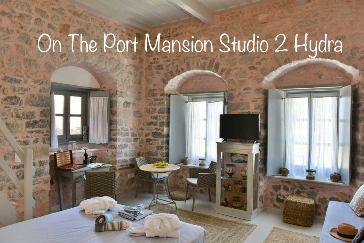On The Port Mansion Studio 2 Hydra Kültér fotó